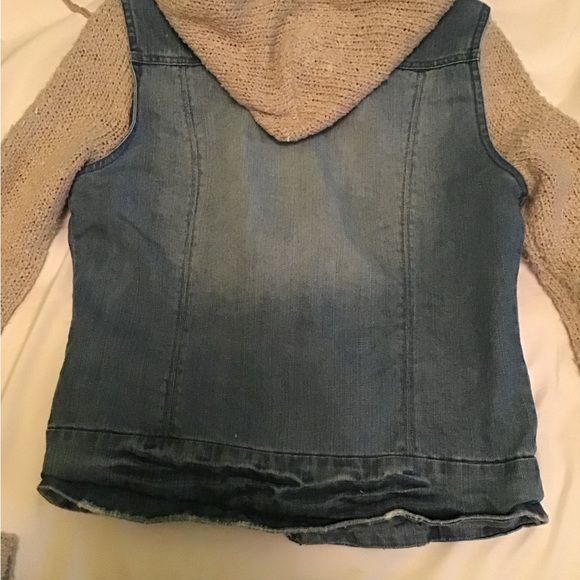 Billabong jeans jacket with knit sleeves and a hood - Picture 5 of 10